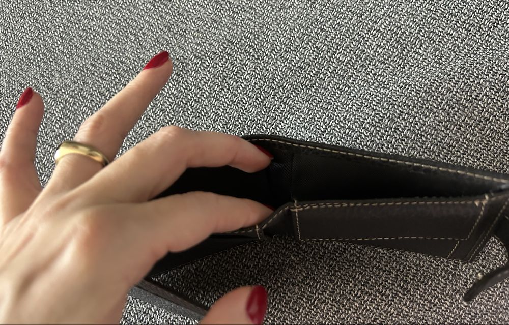 Portofel din piele naturala nou