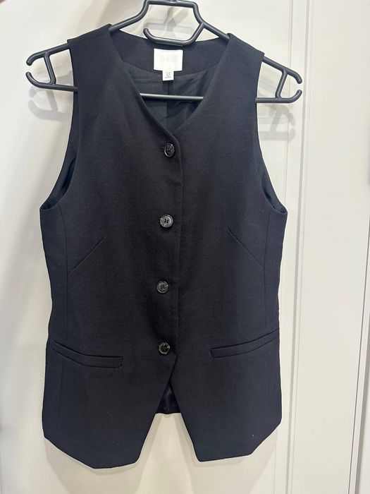 Жилет H&M, цвет черный