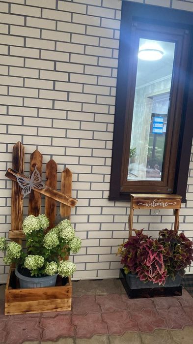 Мини клумба дворовая