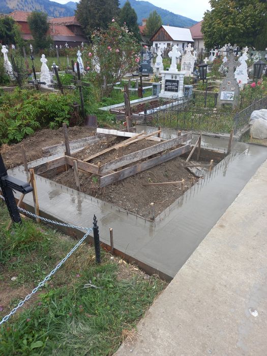 Morminte ,locuri de veci si amenajări interioare