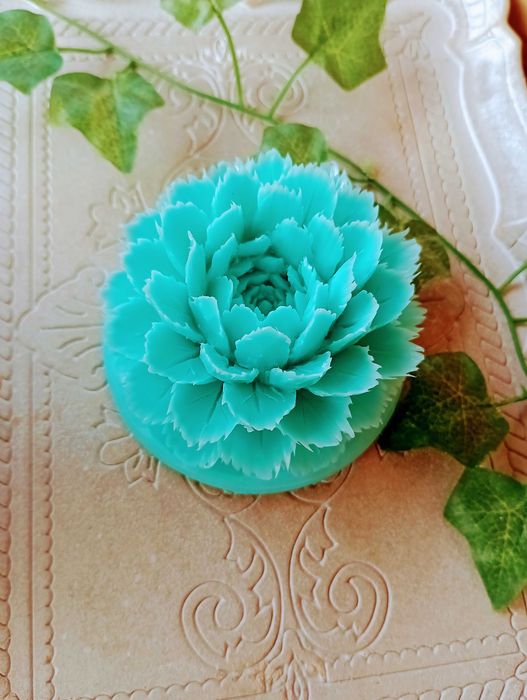 Уникални ароматни сапунени цветя ръчно оформени,подарък за 8ми март