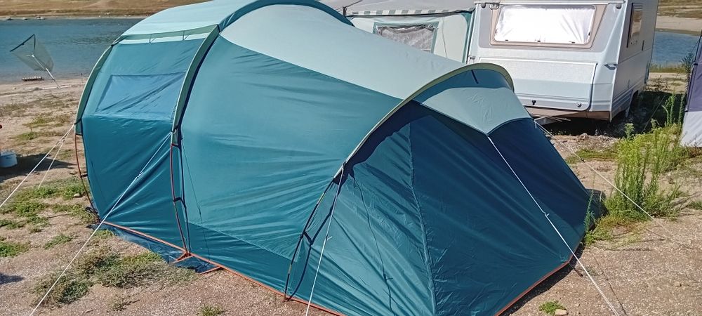 Декатлонска палатка Arpenaz