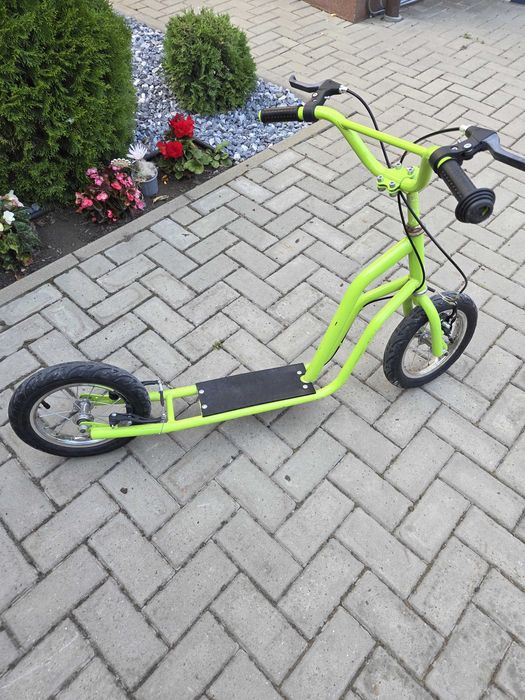 Trotinetă pentru copii