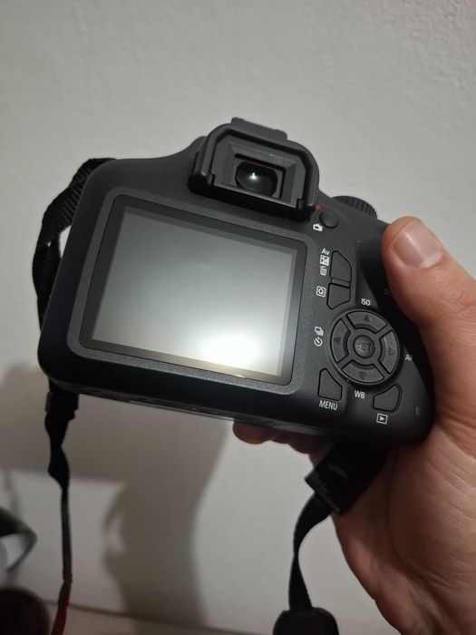 Canon 3000d / Rebel T100