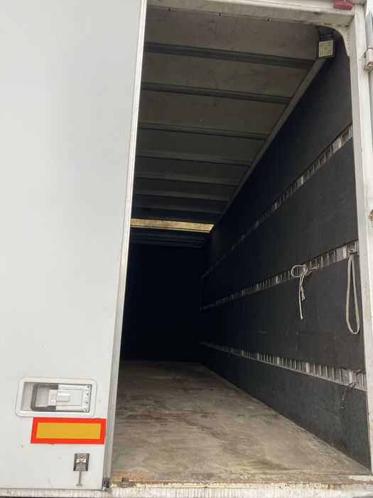 Transport marfa/Mutari/inchiriere vehicul pentru transport marfa/