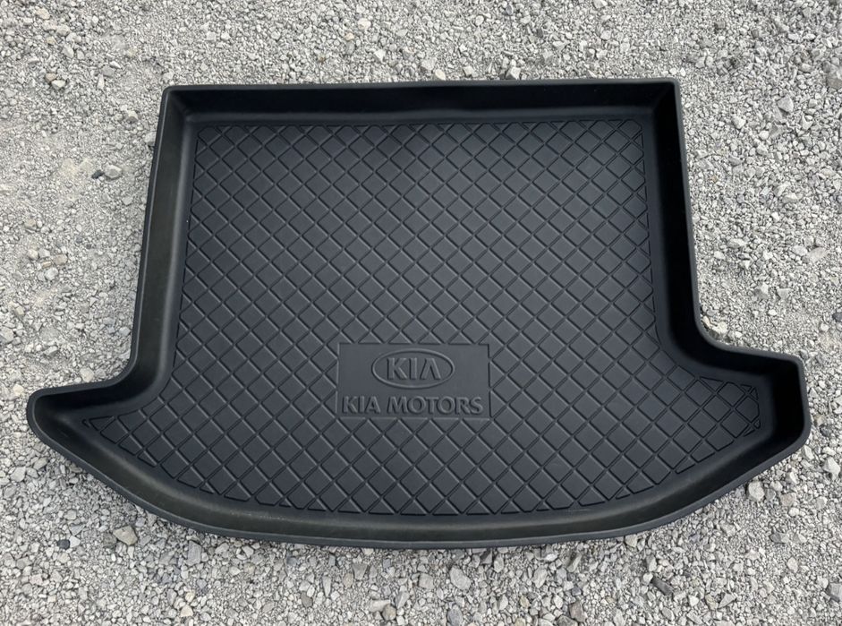 Стелка за багажник kia carens