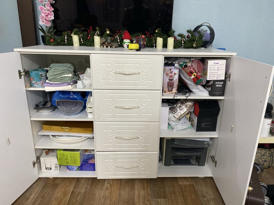 Продам Комод бел