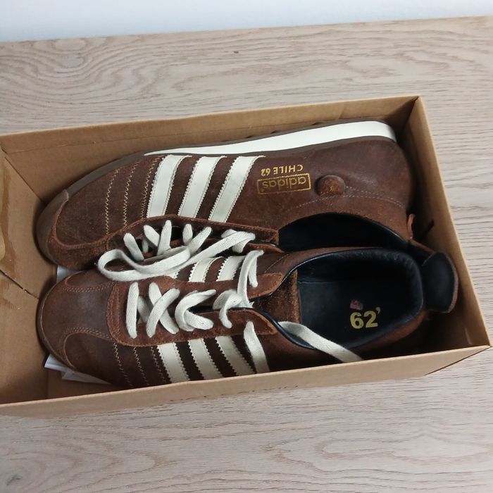 Adidas originali chile 62,an fabricatie 2004 .
