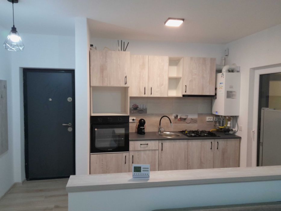 Inchiriez apartament 2 camere