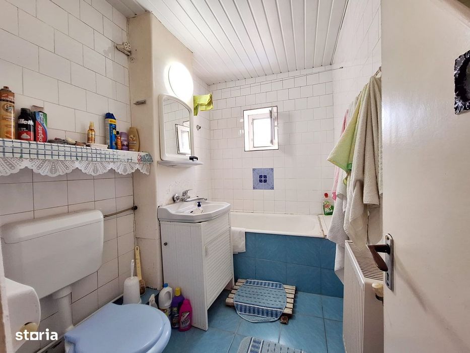 Apartament 3 camere semidecomandate  Mioritei-Mega Image