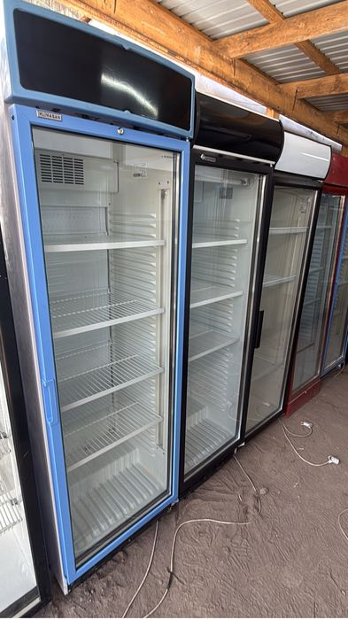 Витринный холодильники