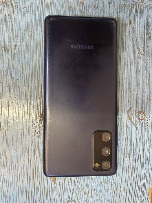 Самсунг в хорошем состояний