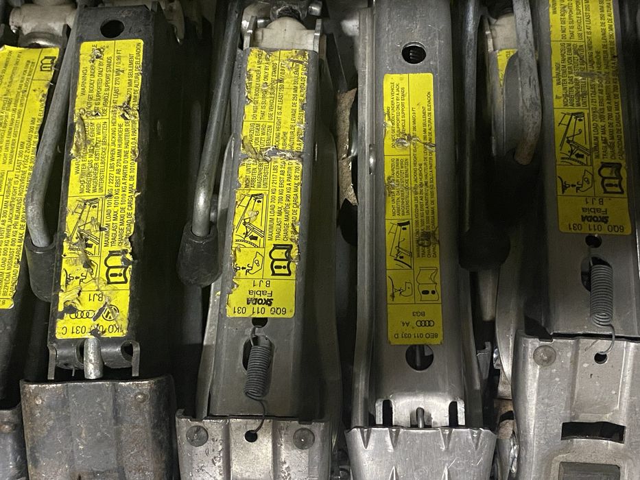 Cric auto cricuri OEM Skoda Fabia Octavia Vw Golf Polo Seat leon Altea