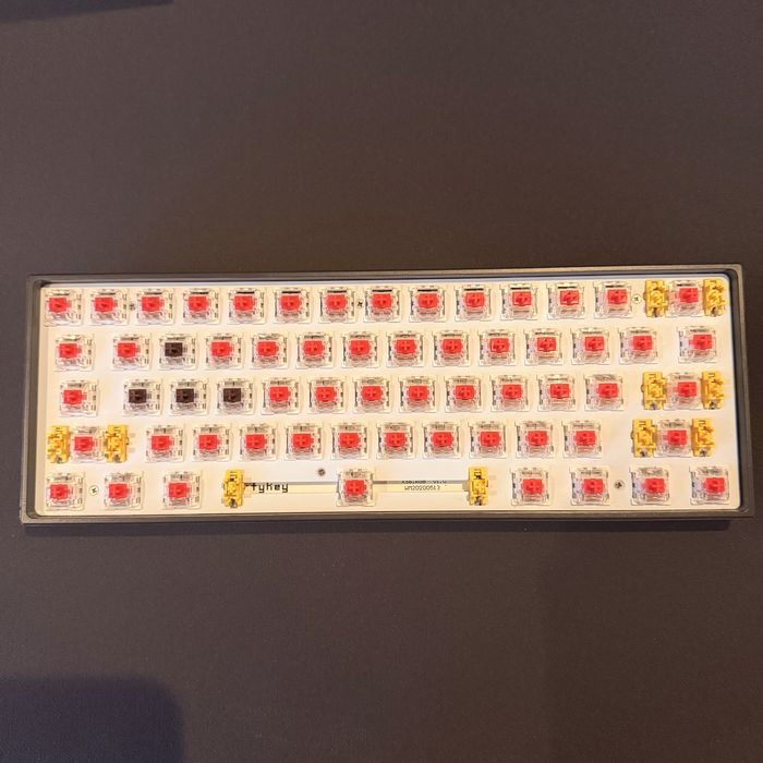 Tastatura QwertyKey 61 lubrifiata