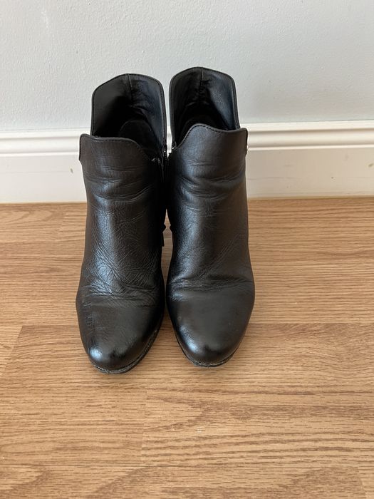 Botine Bata din piele naturală mărimea 38