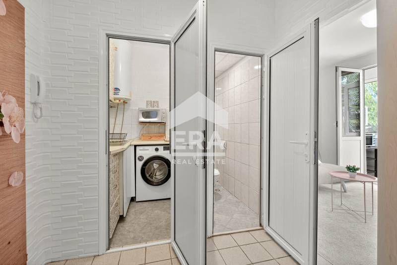 Продава се Двустаен апартамент в Варна, Цветен квартал - 40 кв.м за 2350 €/кв.м - Снимка #9