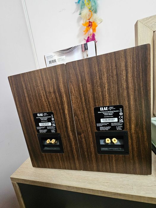 Тонколони ELAC Debut Reference DBR6.2