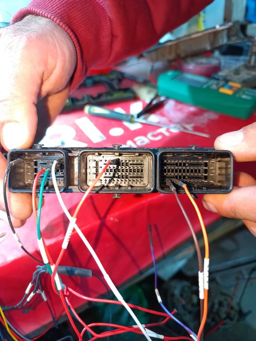 Автоэлектрик диагность в сервисе и навыезьд