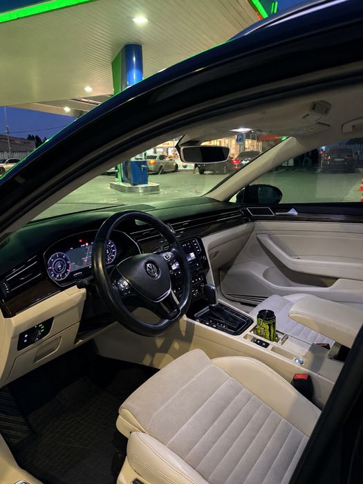 Vând Volkswagen Passat B8 Highline 2.0 TDI 150 CP DSG | Webasto | ACC | Virtual Cockpit | Istoric Reprezentanță