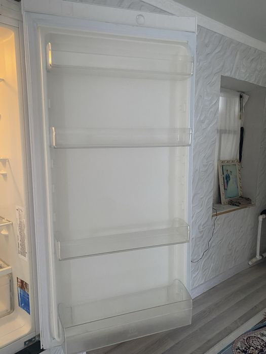 холодильник INDESIT