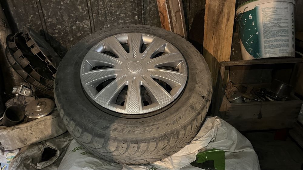 Продам зимние шины