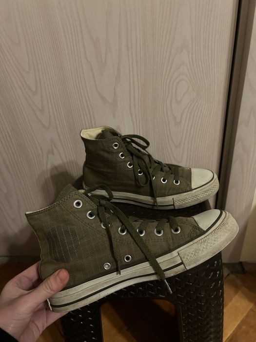 Различни Converse кецове