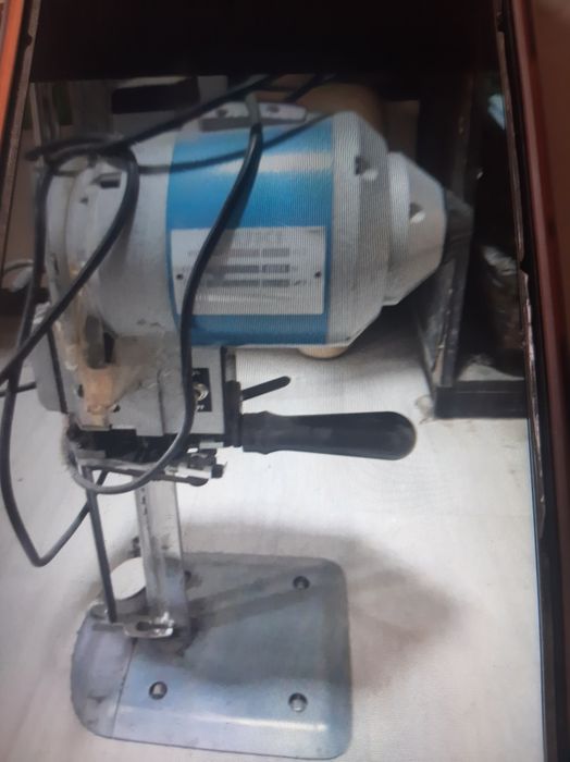 Ассалому алейкум бичув аппарати сотилади