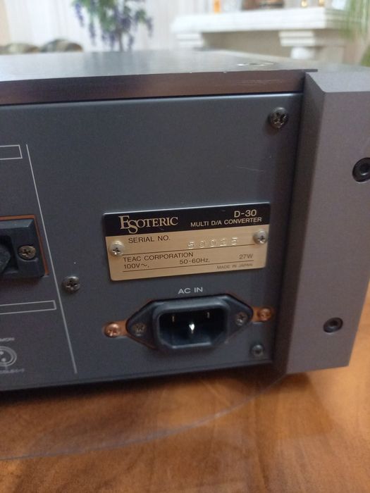 ЦАП  Esoteric D-30