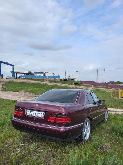Мерседес авангард кожный салон