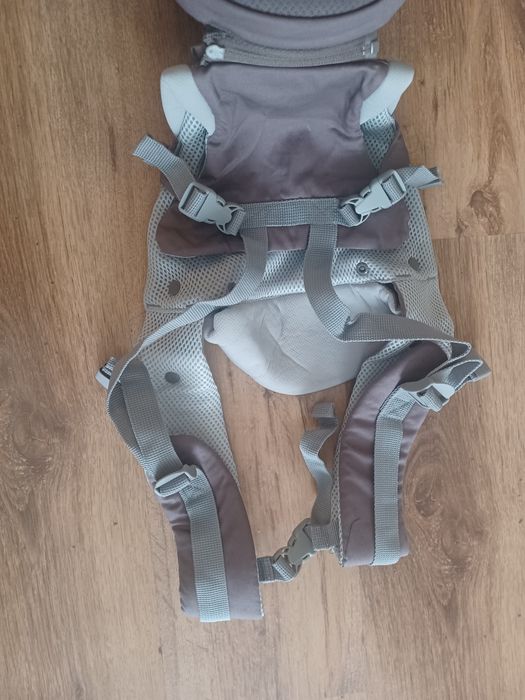 Ергономична раница за бебеносене