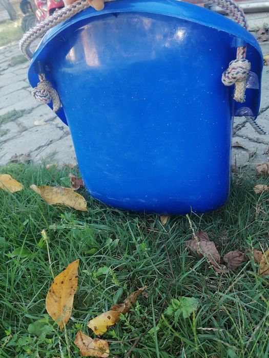 Детска люлка със свирка