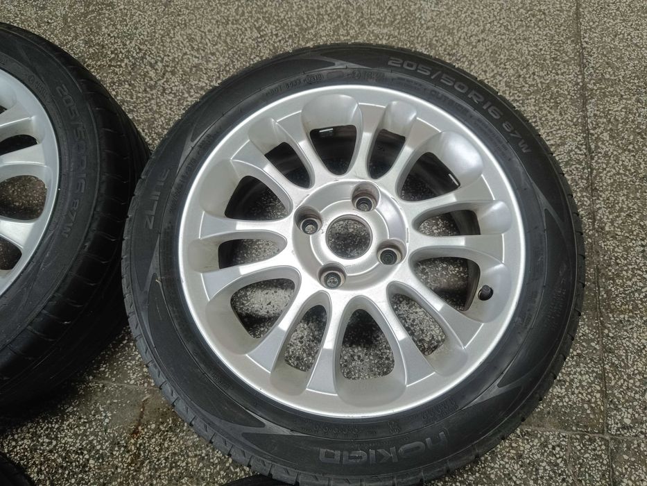 Джанти Волво 16 '