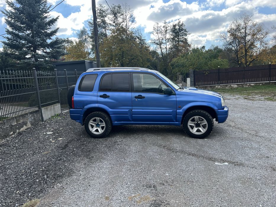 Vând suzuki grand vitara