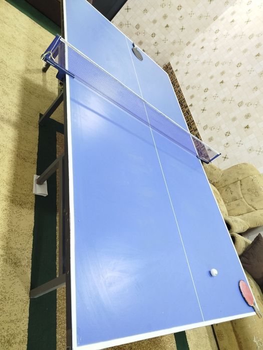 Tenisni stoʻl sotiladi