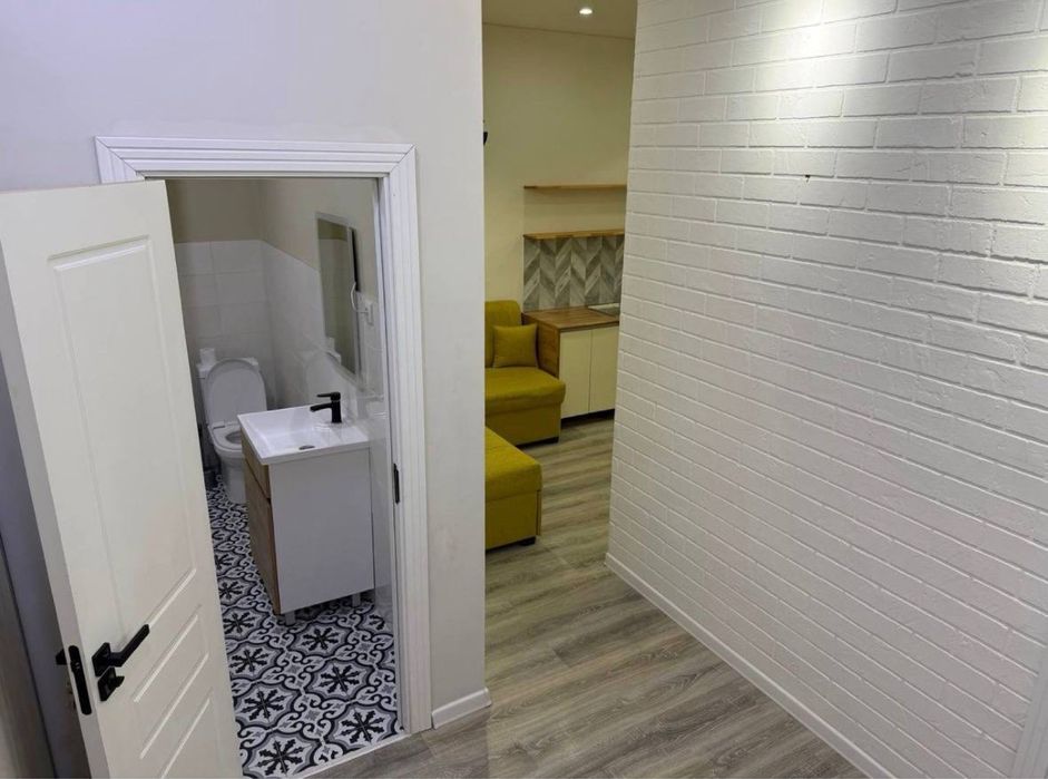 Продается 2 комнатная квартира в ЖК Izzat House / кадышева / Иззат