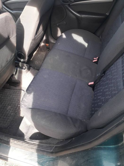 Форд фокус На части 1,6 бензин