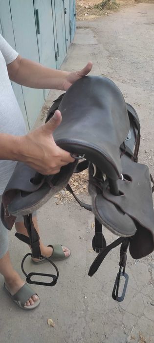 Сёдла кавалерийские. Для лошадей. новые, не использованы.
