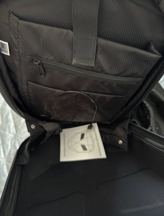 Rucsac Moto cu Ecran LED Programabil, Design Waterproof, Negru.