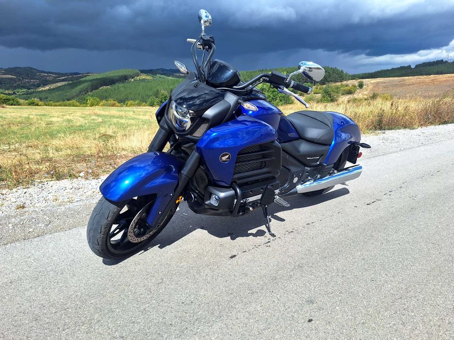 Honda valkyrie 1800