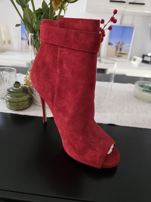 Pantofi cu toc Guess piele