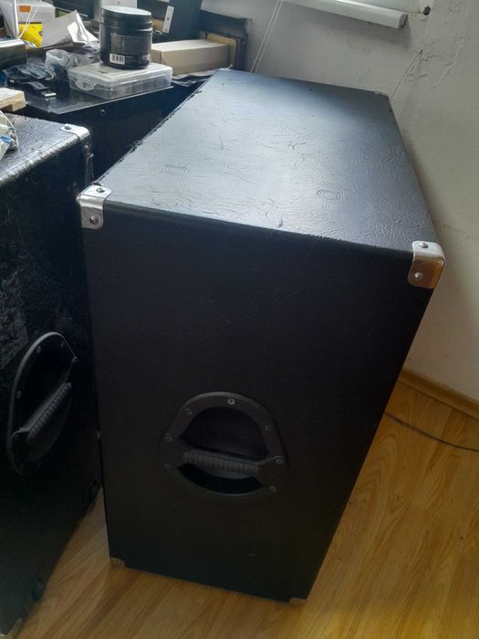 Китарен кабинет Bugera 412FBK