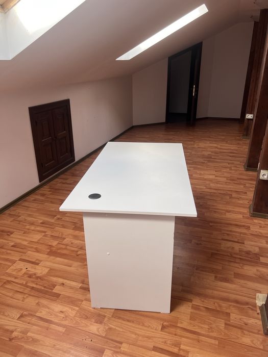 Birou alb x2 buc birou lemn x4 buc