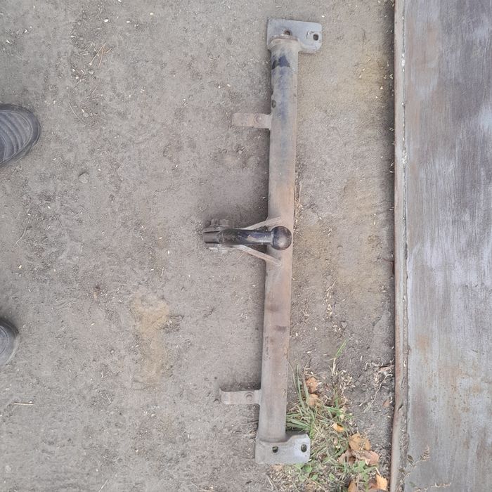 Продам фаркоп стоял Ауди б4