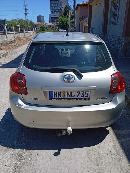 Toyota Auris Внос