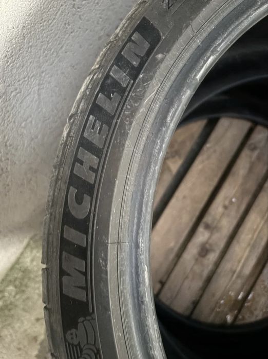 Anvelope Michelin Pilot Sport 4S 225 40 R19 si 255 35 R19