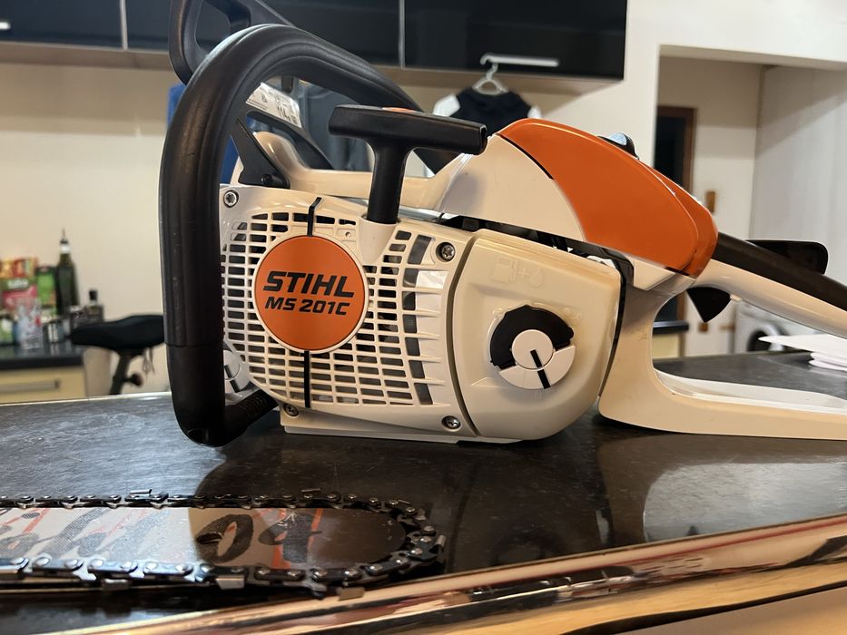 Vand drujba noua marca STIHL 201 C import