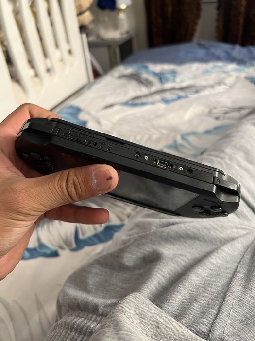 Play Station E1003