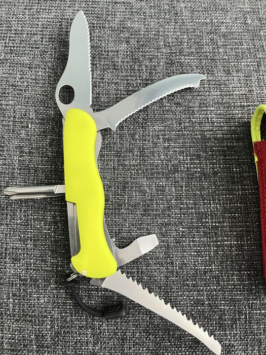 Швейцарски Джобен Нож Victorinox Rescue Tool