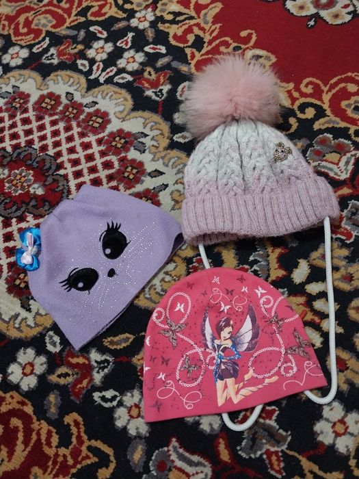 Продам детские шапки!