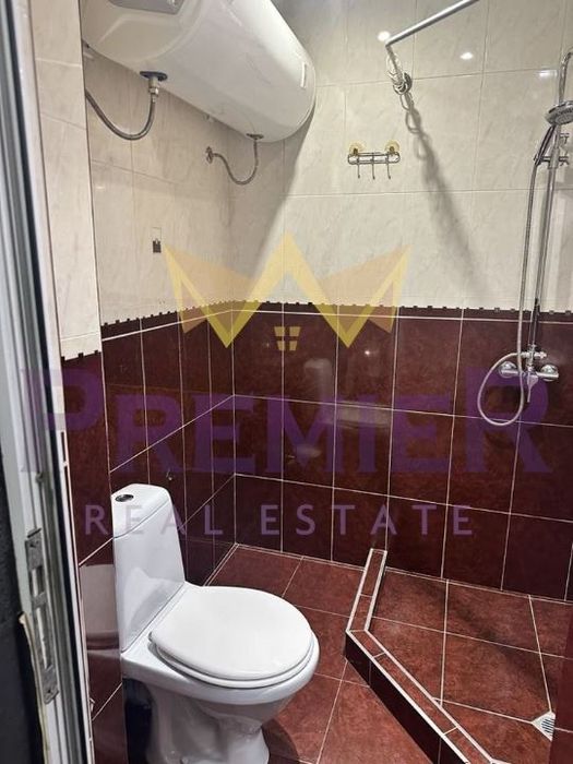 Дава се под наем Тристаен апартамент в Варна, Цветен квартал - 75 кв.м за 612 € - Снимка #10